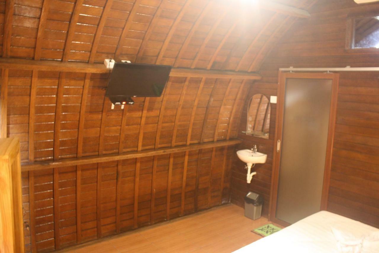 Hotel Lotus Bungalow Nusa Penida Exterior foto